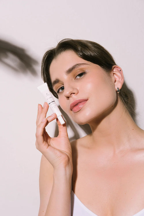 Skin Sebum: What is it and How to Regulate its Production